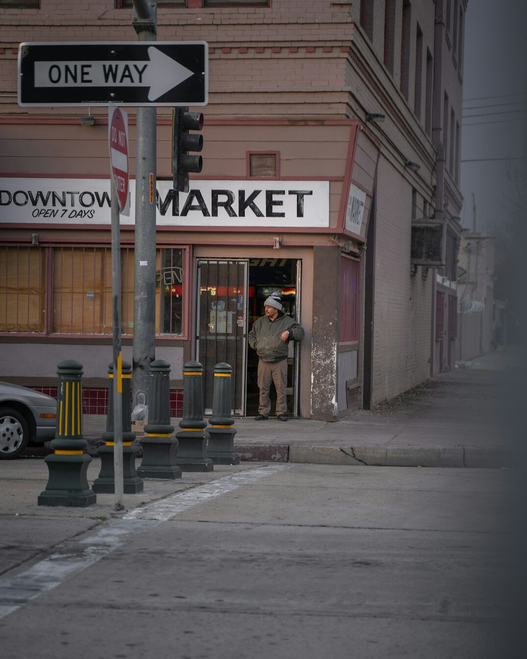 store detective observing suspect